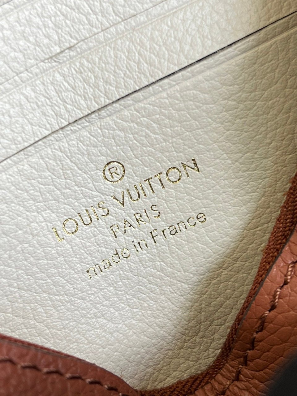 Louis Vuitton Pochette Chain Mylockme 19Cm Brown view 11