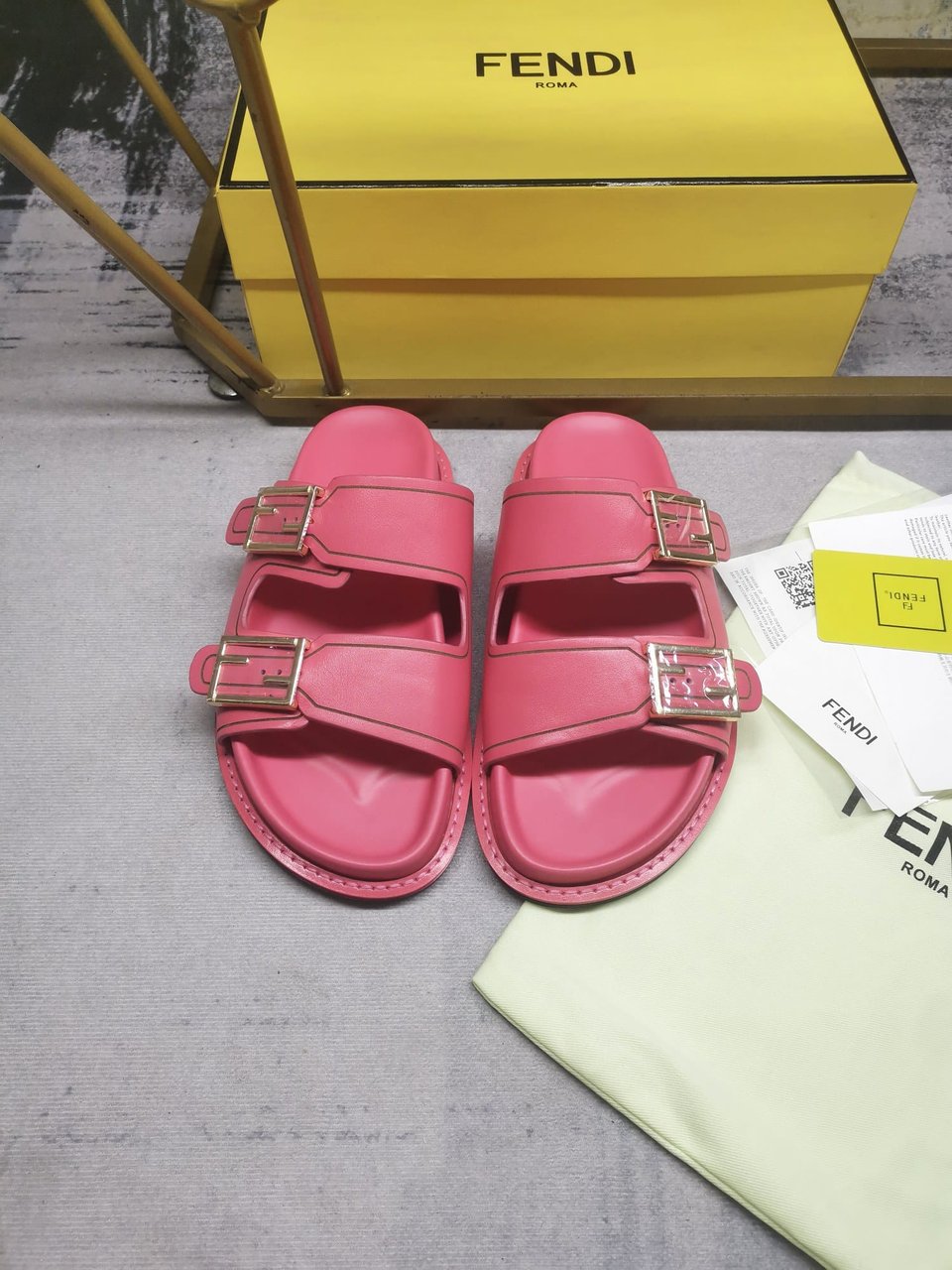 Fendi Feel Leather Slides Pink 8X8326Na7F1K9Y view 5