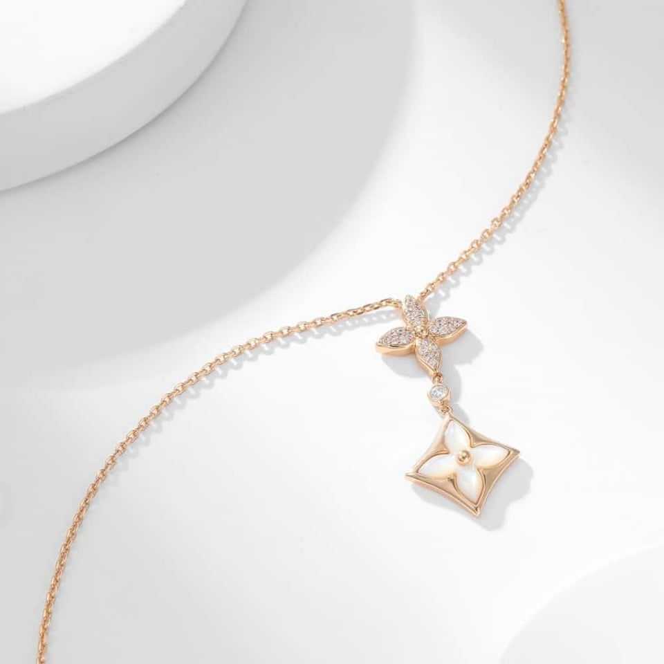 Louis Vuitton Color Blossom Double Star Necklace Q94676 view 4