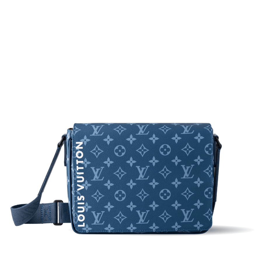 Louis Vuitton District Pm Bag Blue 26Cm M23785 For Men view 2