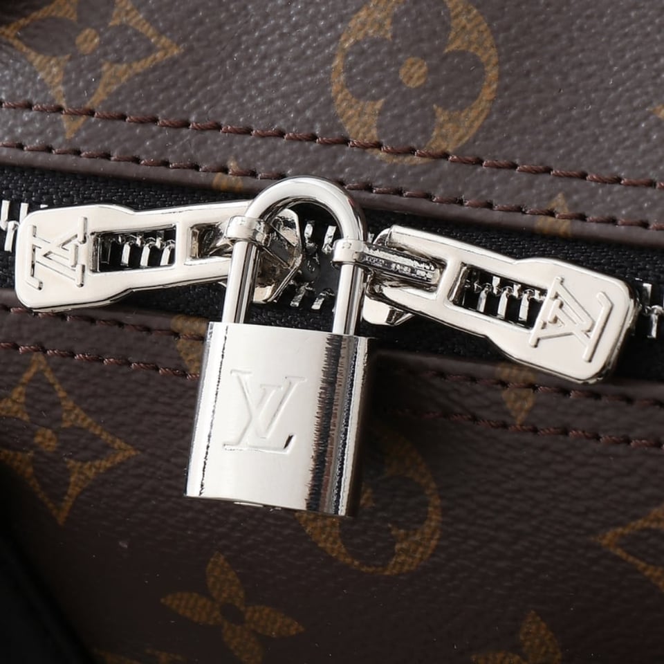 Louis Vuitton Speedy Soft 30 Dark Brown 30Cm M12243 view 7