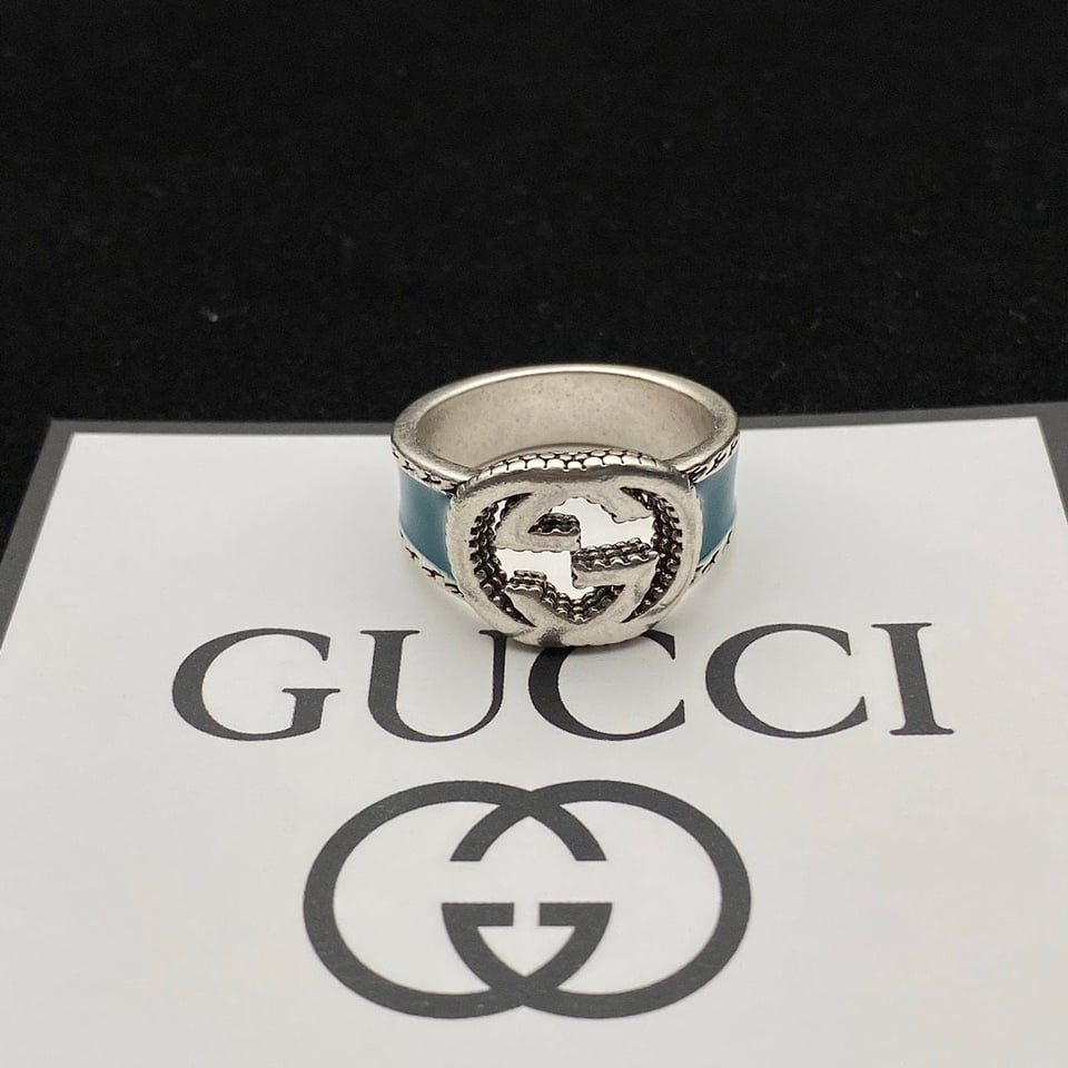Gucci Gg Interlocking Silver Ring Ybc645572001 view 6