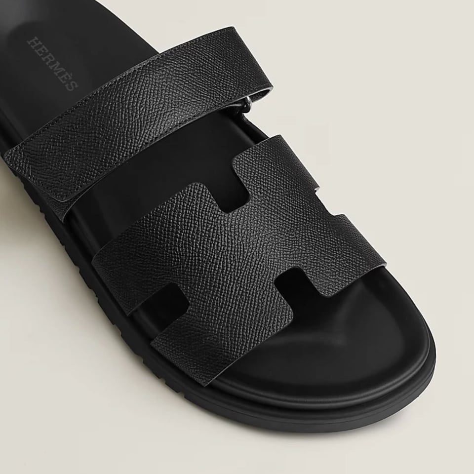 Hermes Chypre Sandal Noir Color Shiny Grained Calfskin H251885ZH01410 view 6