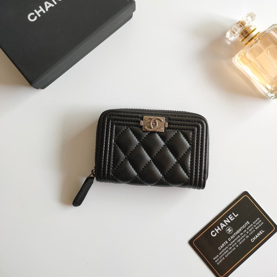 Chanel Boy Zip Coin Purse 11.5 Black Grained Calfskin Icon view 2