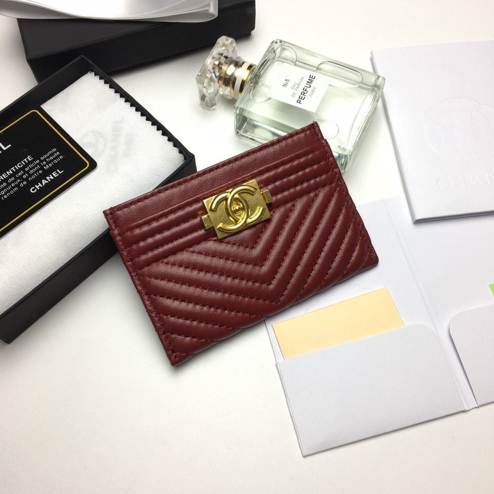 Chanel Line Card Holder 11.2 Garnet Calfskin Gold Icon view 2