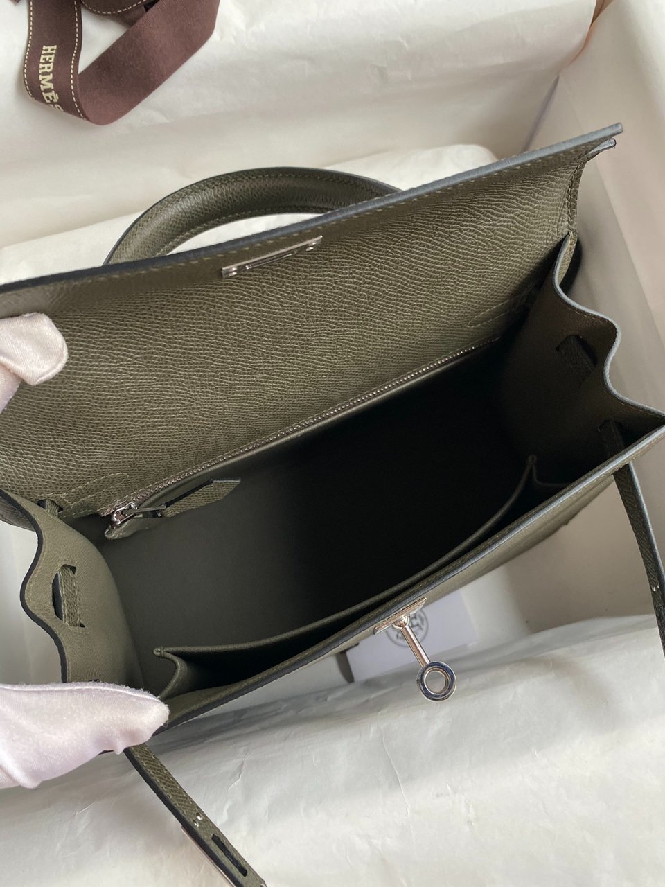 Hermes Kelly 25 Bag In Olive Green Epsom Leather For Women 25cm/10in view 8
