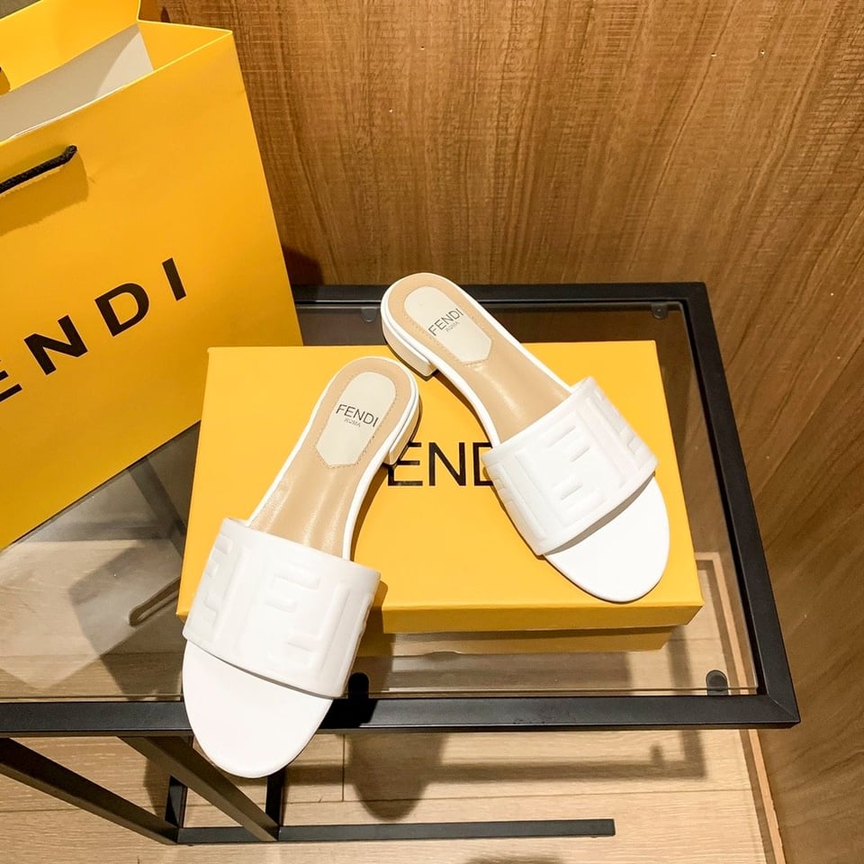 Fendi Silk Cowhide Slippers White view 7