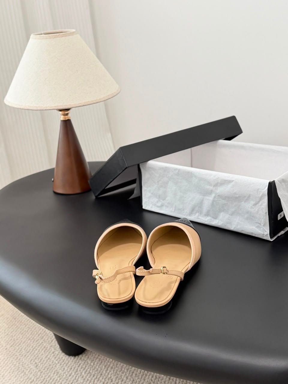 Chanel Pointed-Toe Slingbacks Beige &amp; Black Lambskin Grosgrain G39828 view 6