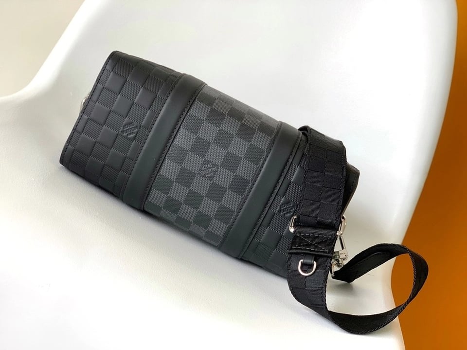 Louis Vuitton Keepall 50 Black Graphite N40443 view 5