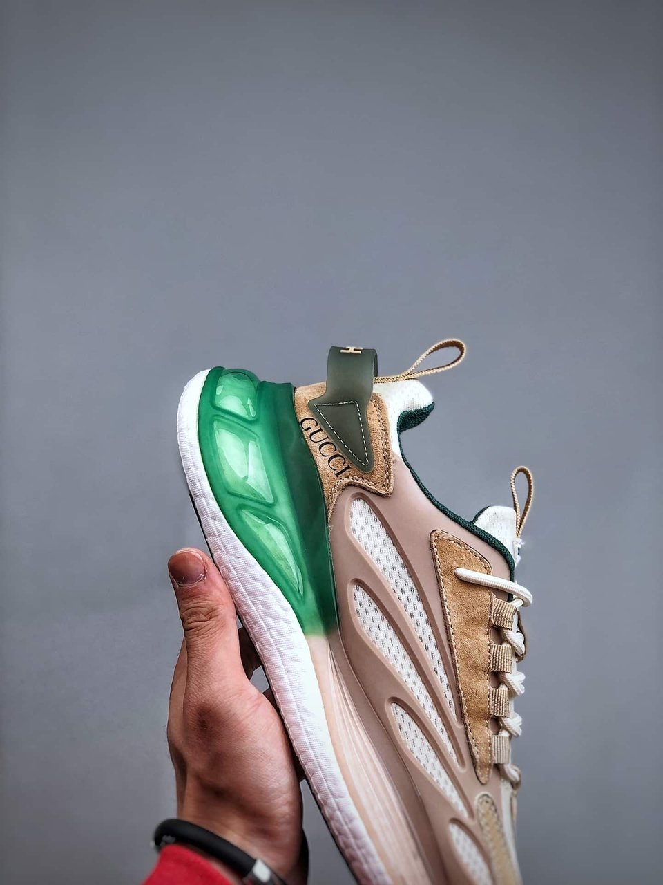 Gucci Design Sneaker Beige Green view 7