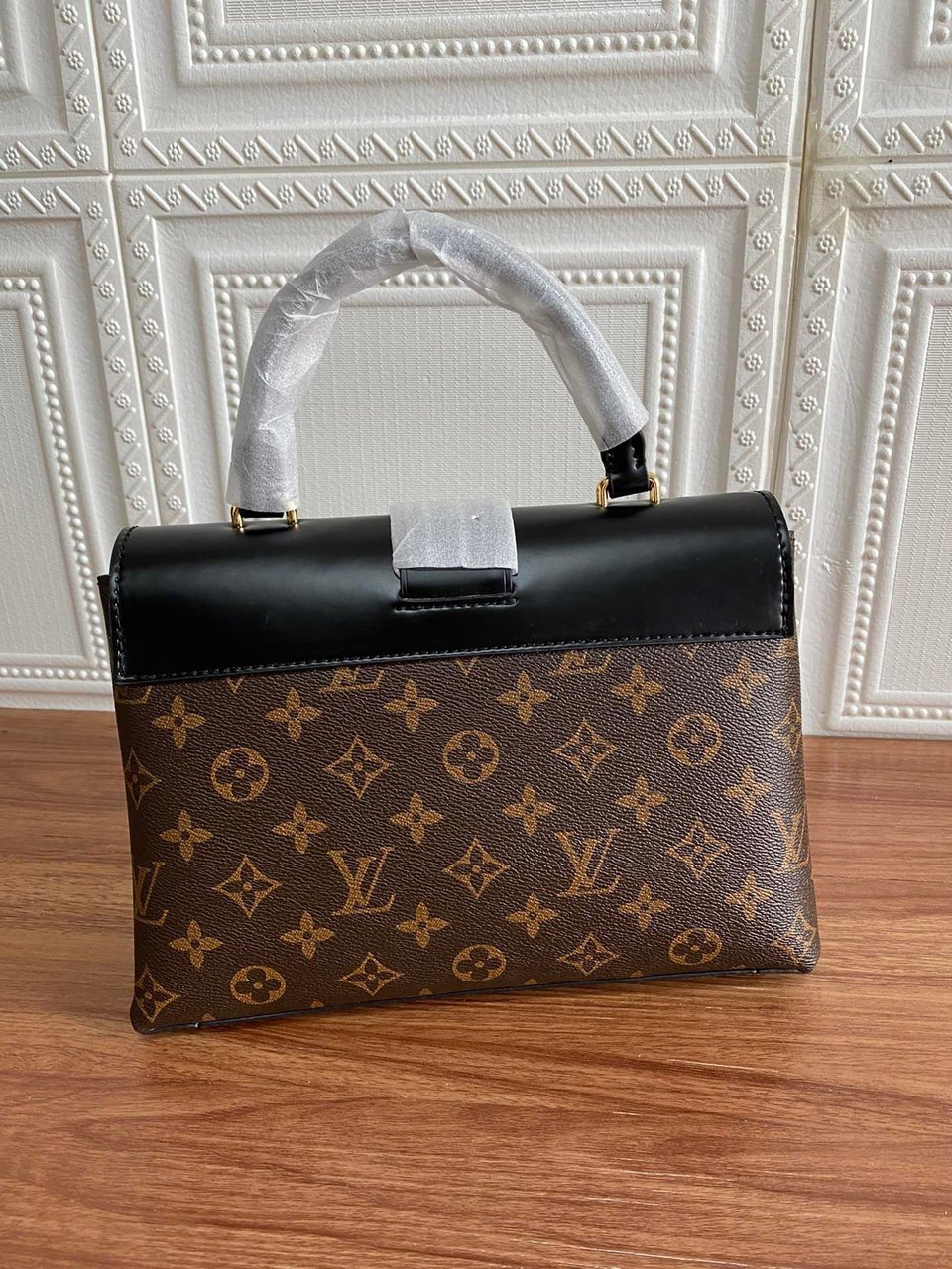 Louis Vuitton One Handle Monogram Flap Mm 25Cm view 7