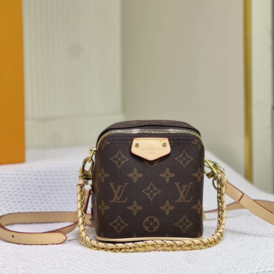 Louis Vuitton Just In Case Monogram Canvas Leather Brown 13Cm M47096 view 3