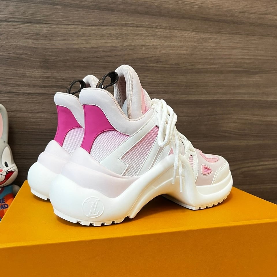 Louis Vuitton Archlight Sneaker Gradient Pink view 7