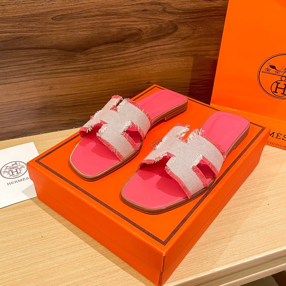 Hermes Oran Sandal Pink H231095Z C5350 view 10