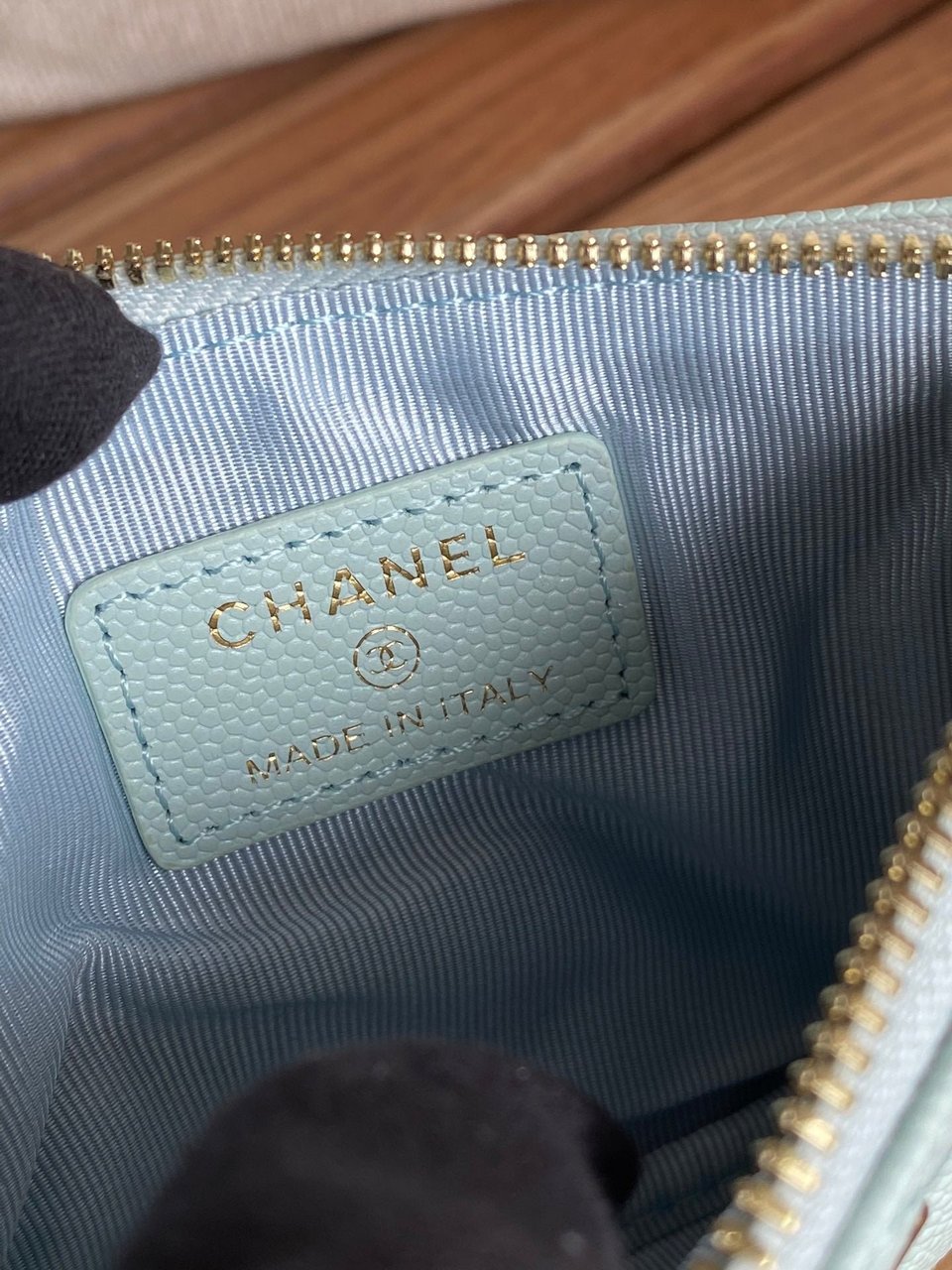 Chanel Zipped Wallet 15 Light Cloud Blue Caviar Gold Hardware view 9