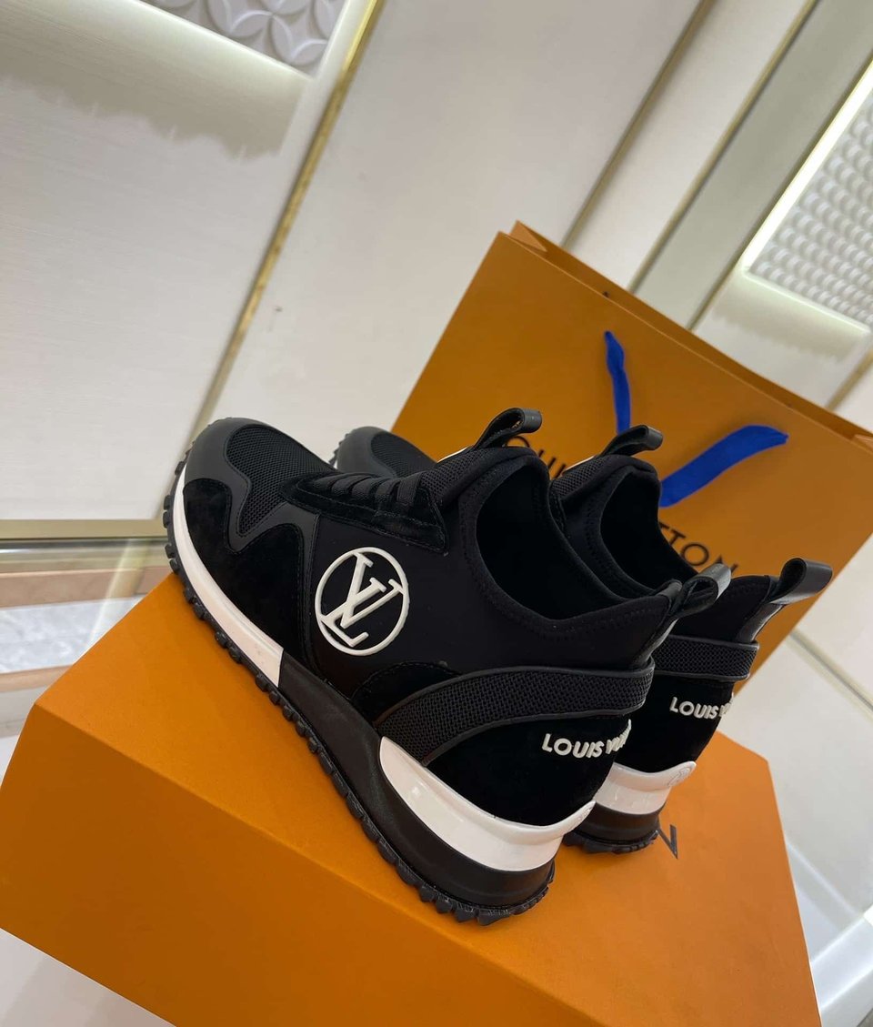 Louis Vuitton Run Away Sneaker Black 1A9Er7 view 12