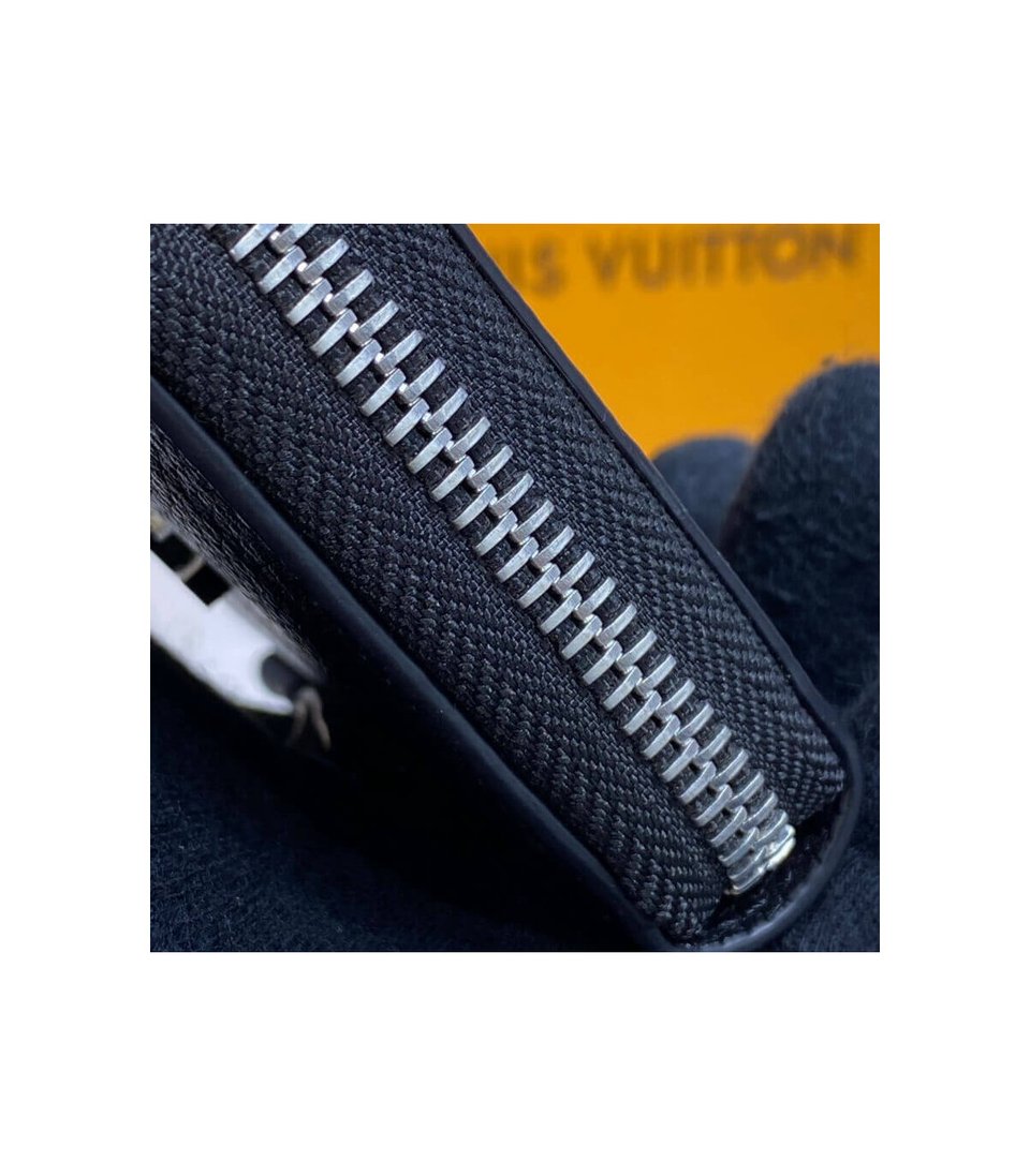 Louis Vuitton Lockme Zippy Coin Purse Black view 7
