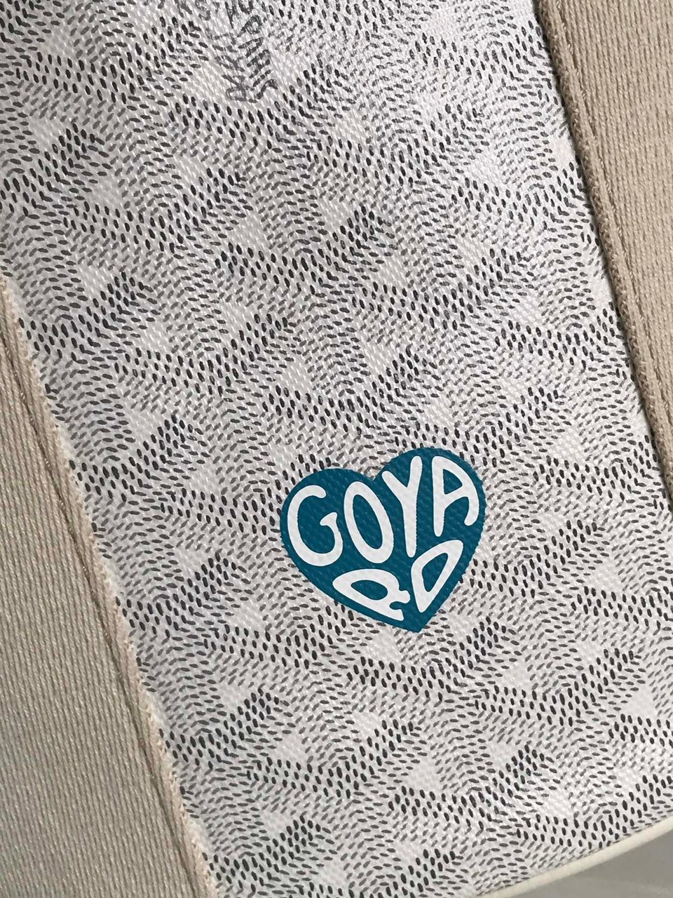 Goyard Small Belharra 24 Cm White Goyardine Canvas And Lambskin view 6