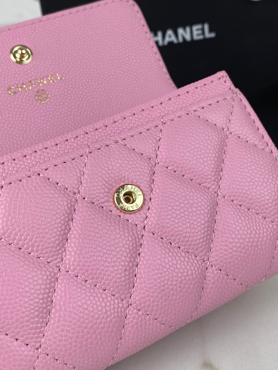 Chanel Flap Card Holder 11 Pink Grained Calfskin Gold Icon view 8