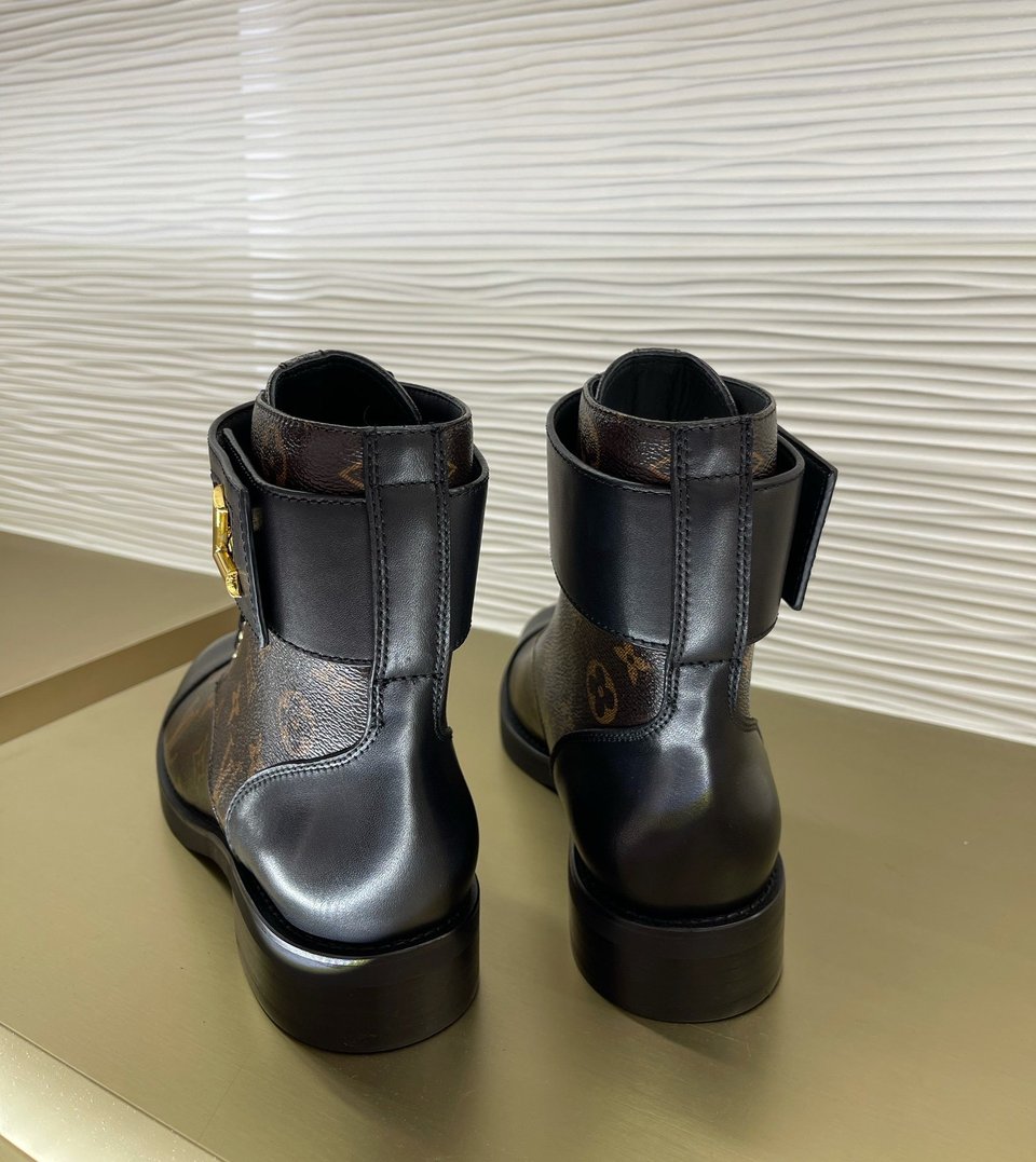Louis Vuitton Wonderland Flat Ranger 1A2Q3Q Brown view 12