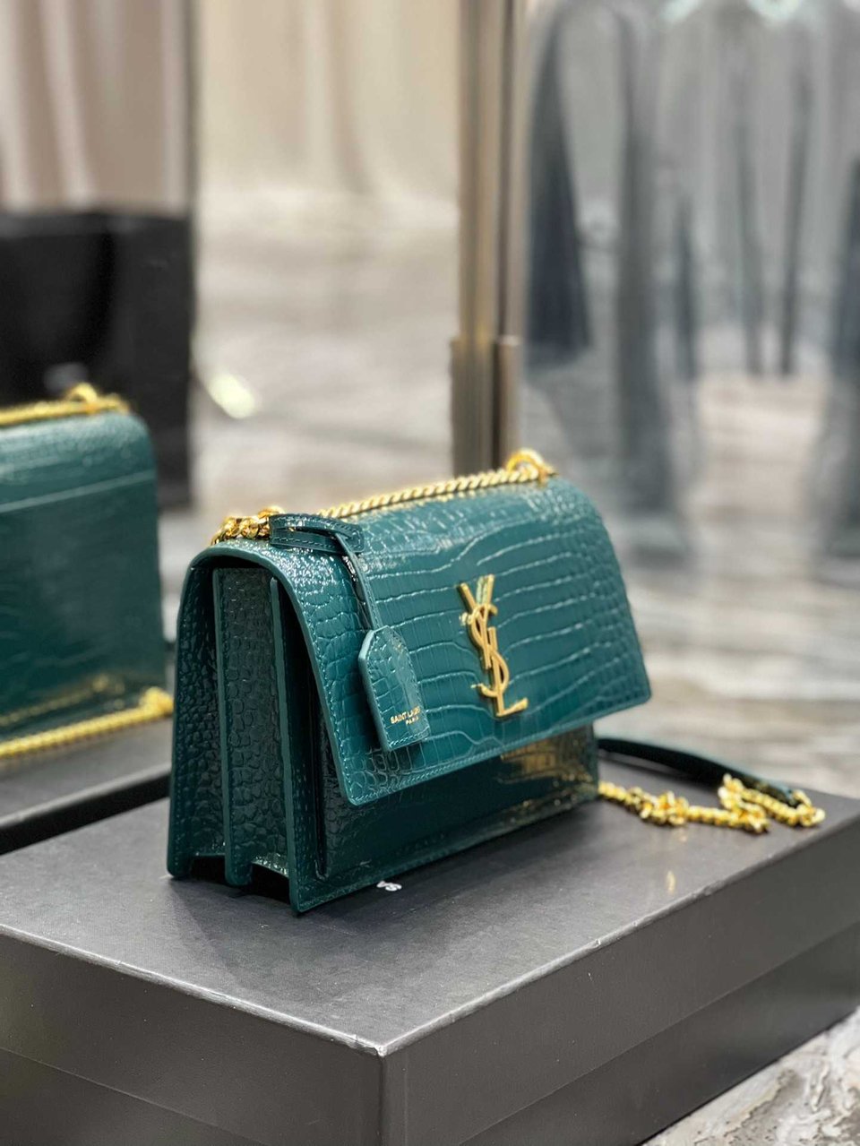 Saint Laurent Sunset Medium Chain Bag In Shiny Leather Mint view 8