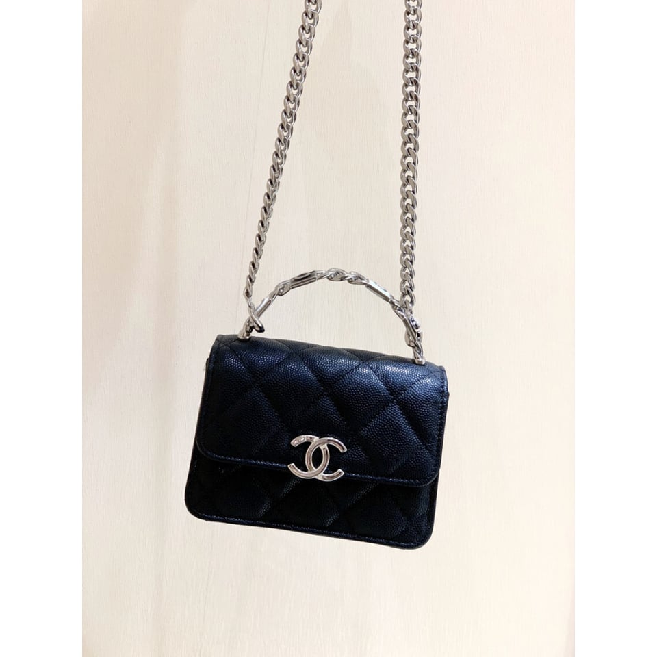 Chanel Enamel Handle Clutch with Chain in Grained Calfskin view 5