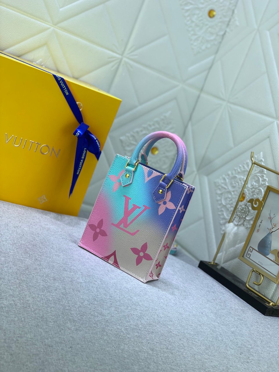 Louis Vuitton Petit Sac Plat Monogram Multicolor 17Cm view 3