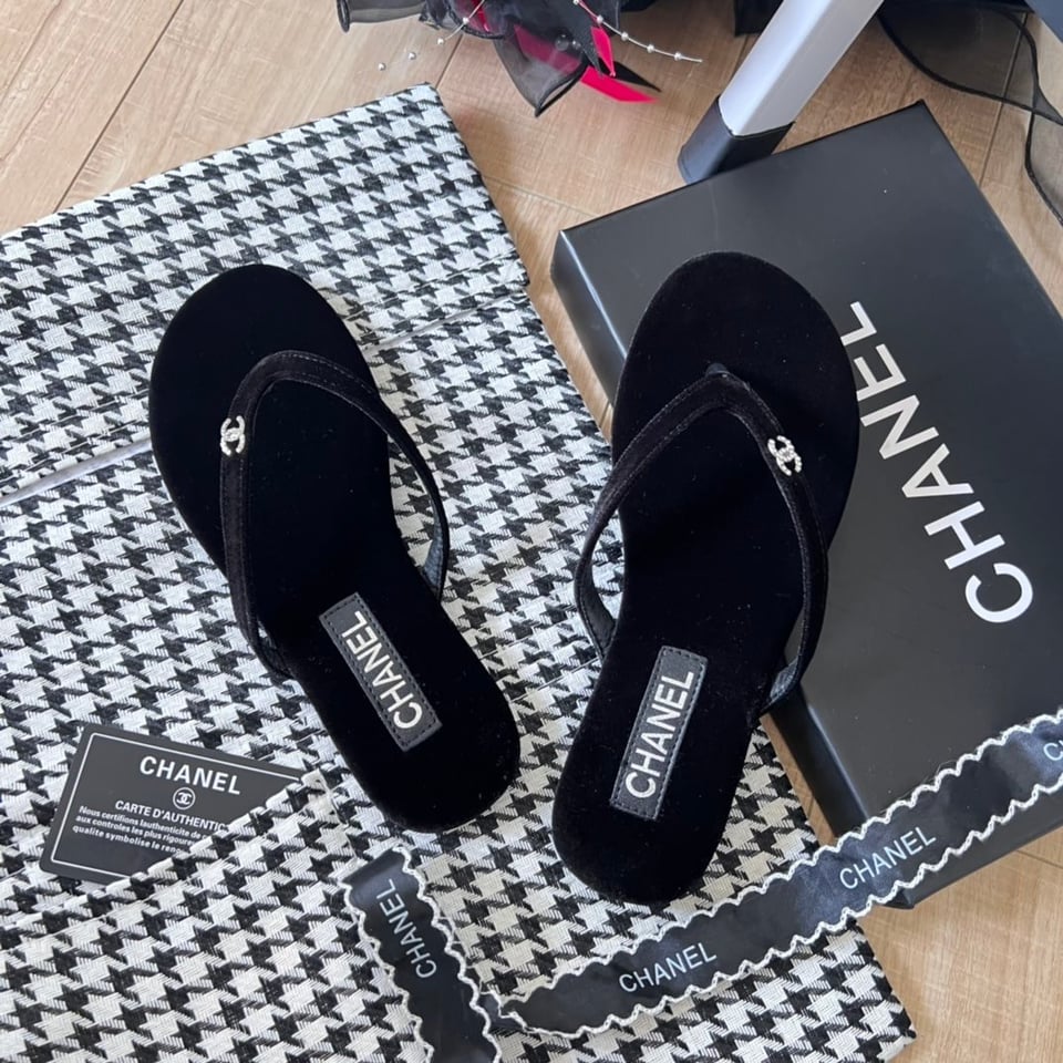 Chanel Thongs Slipper Velvet In Black G45716 B16716 94305 view 8