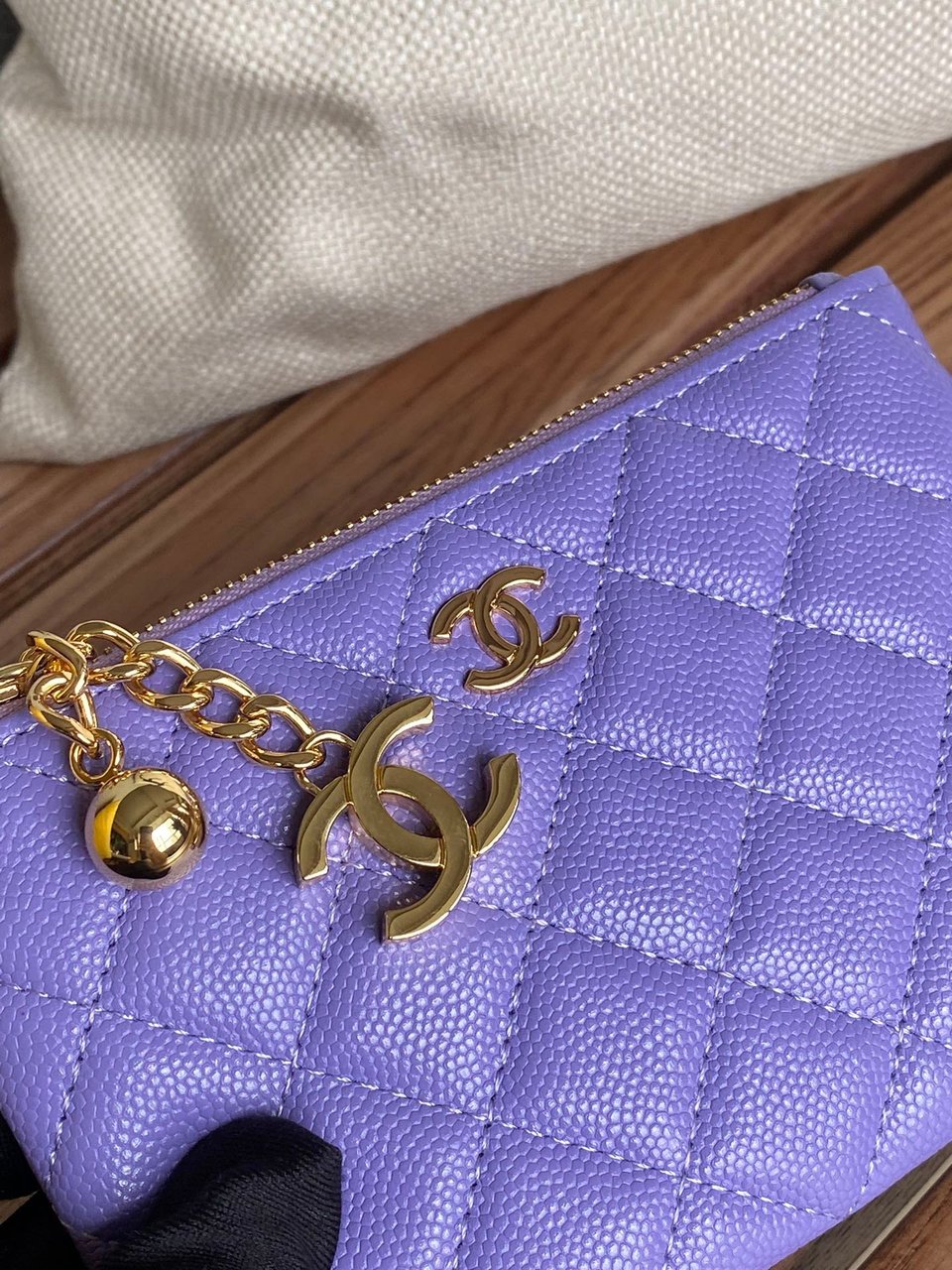 Chanel Zipped Wallet 14Cm Purple Caviar Gold Hardware view 9