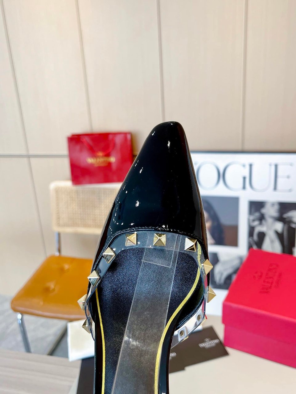 Valentino Garavani Rockstud Couture Pumps Black view 4