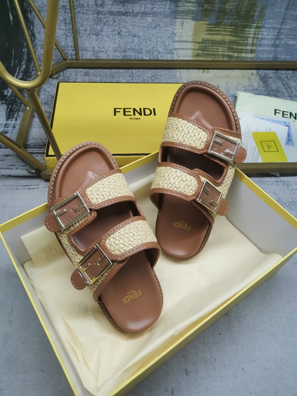 Fendi Feel Leather Sandals Brown 8X8326Ao0Df1Lr0 view 7