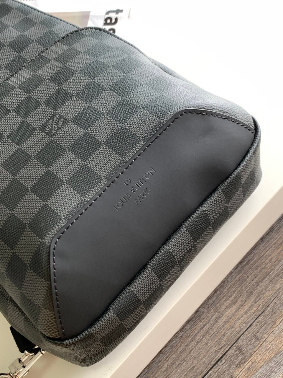 Louis Vuitton Avenue Slingbag Damier Infini Onyx Silver 31Cm N40097 Bag For Men view 9
