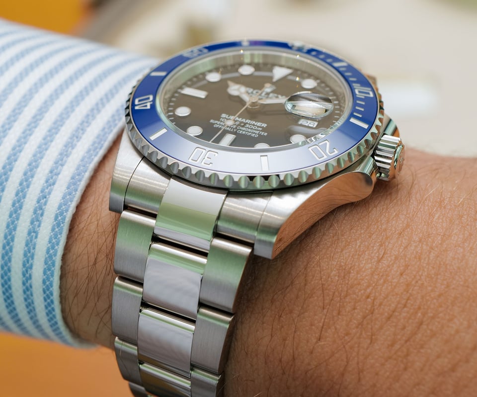 Rolex Submariner 41mm Black Dial 126619LB view 9