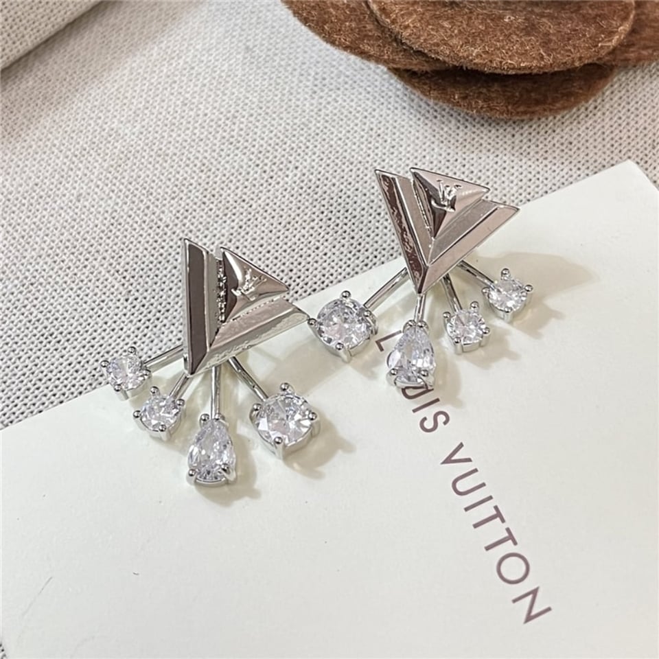 Louis Vuitton V For Vuitton Earrings M02296 view 2