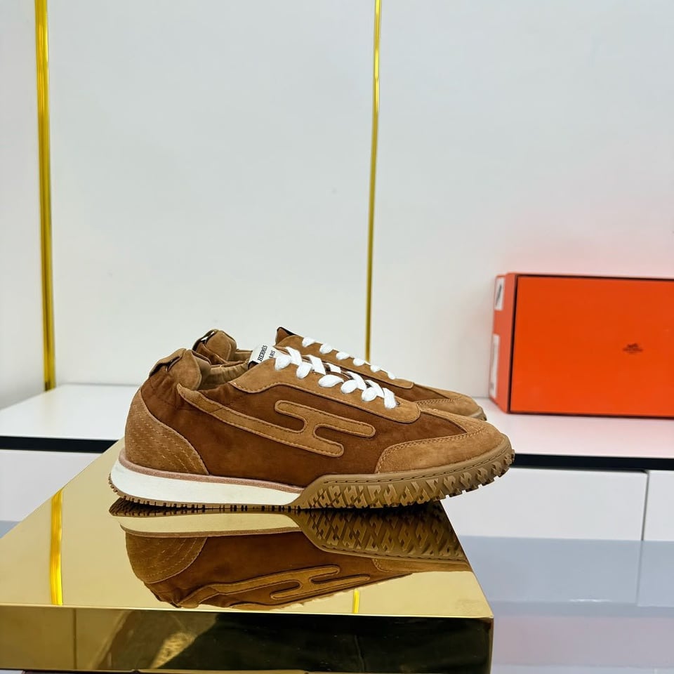 Hermes Jet Sneakers Brun Amourette / Miel Color Goatskin H242925ZHWT410 view 9