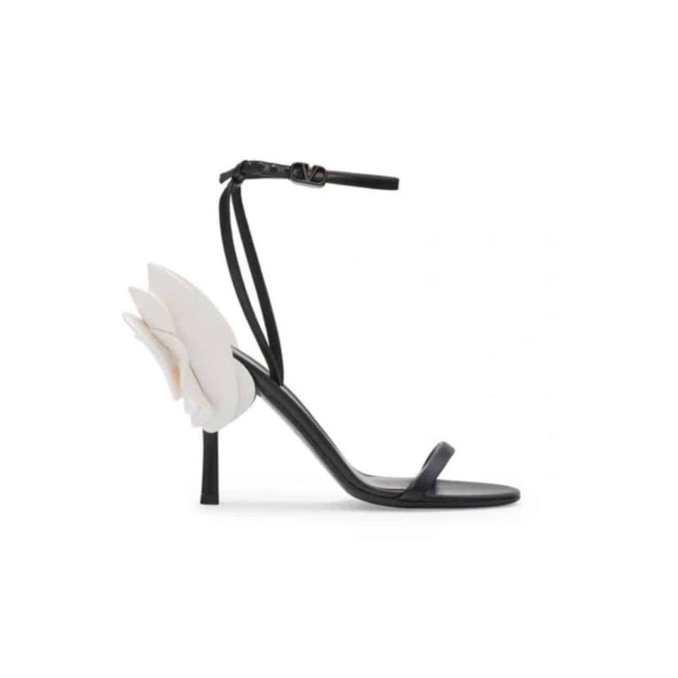 Valentino Garavani Archive Roserouche Leather High Heel In Black view 2