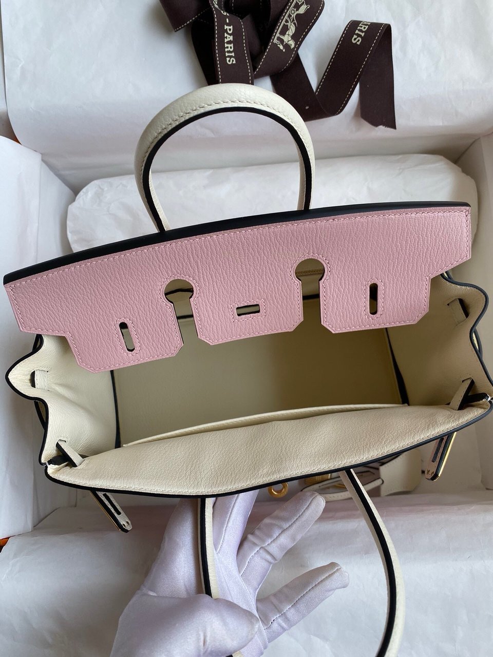 Hermes Birkin 25Cm Light Pink Chevero Mysore Leather Gold Hardware view 8