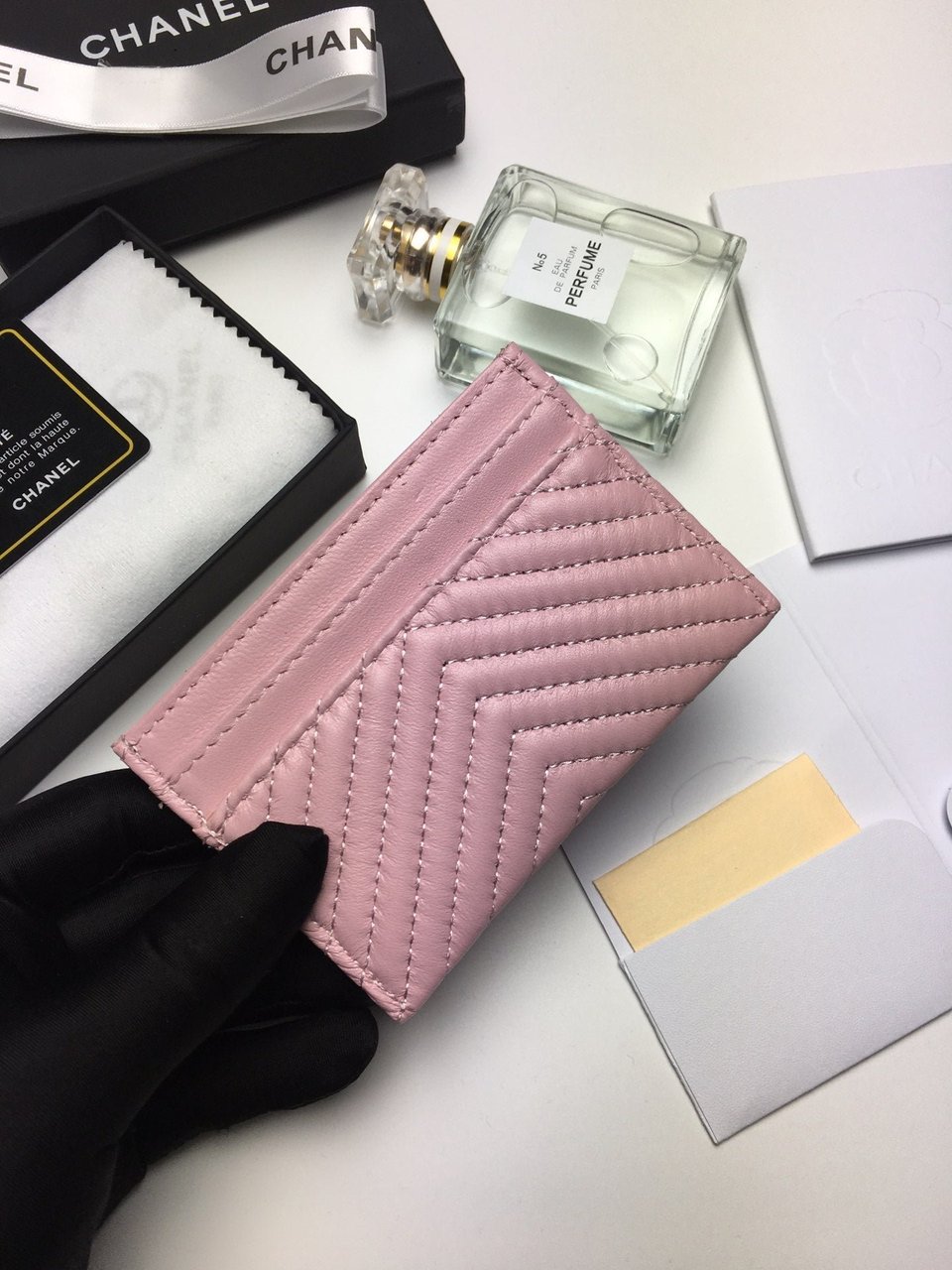 Chanel Line Card Holder 11.2 Baby Pink Calfskin Gold Icon view 7