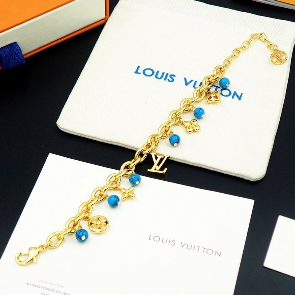 Louis Vuitton My Lv Pearl Bracelet M1124A view 7
