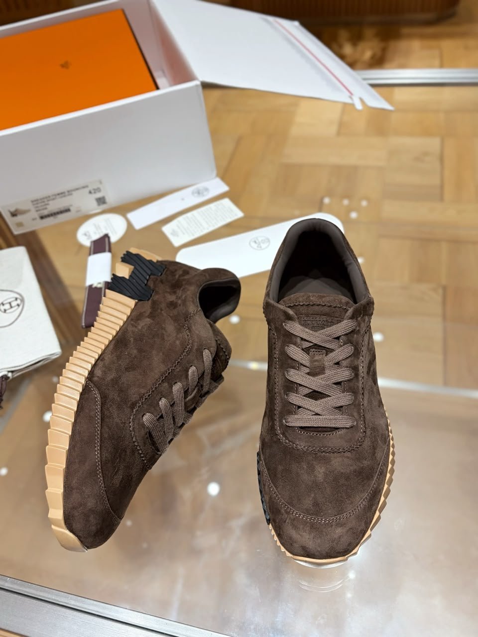 Hermes Bouncing Sneaker Écorce Color Goatskin H252782ZHF7390 view 4