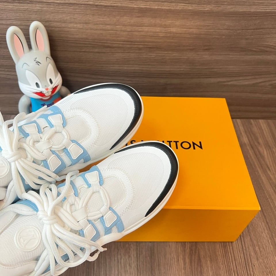 Louis Vuitton Archlight Sneaker Blue 1Abi63 view 6