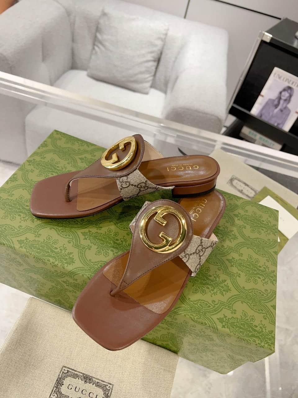 Gucci Blondie Thong Sandals Brown P00810550 view 4