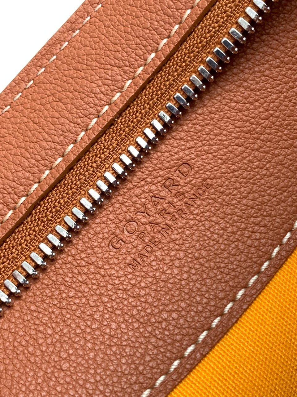 Goyard Hirondelle Bag – Bagistry Closet 25cm Black &amp; Tan view 5