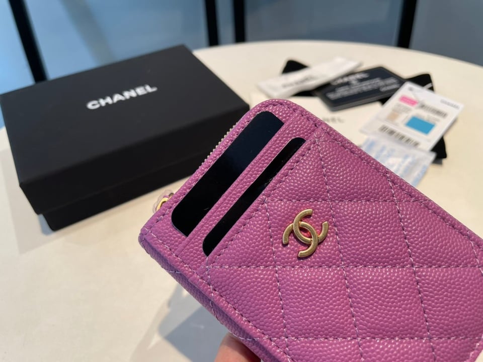 Chanel Zipped Coin Purse 11 Pink Grained Calfskin view 4