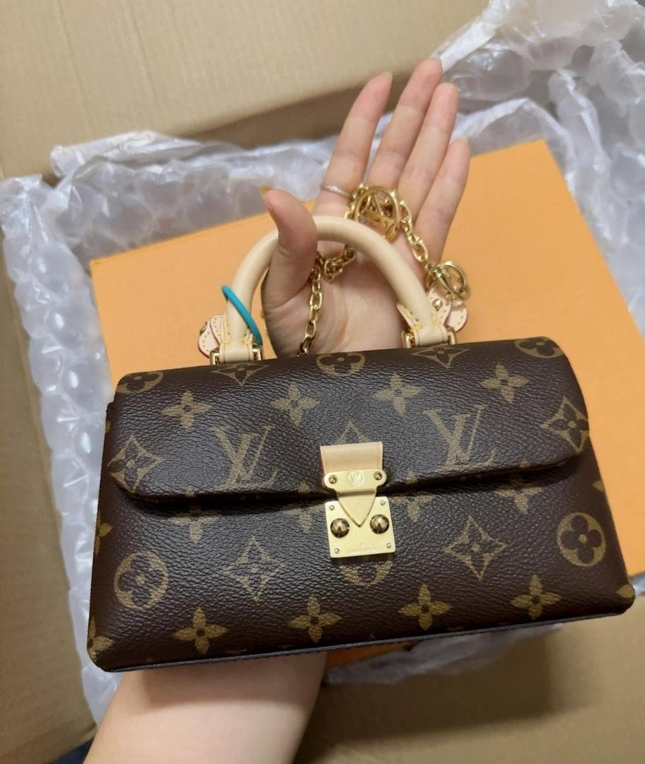 Louis Vuitton Madeleine Nano Bag 21cm M28426 view 6