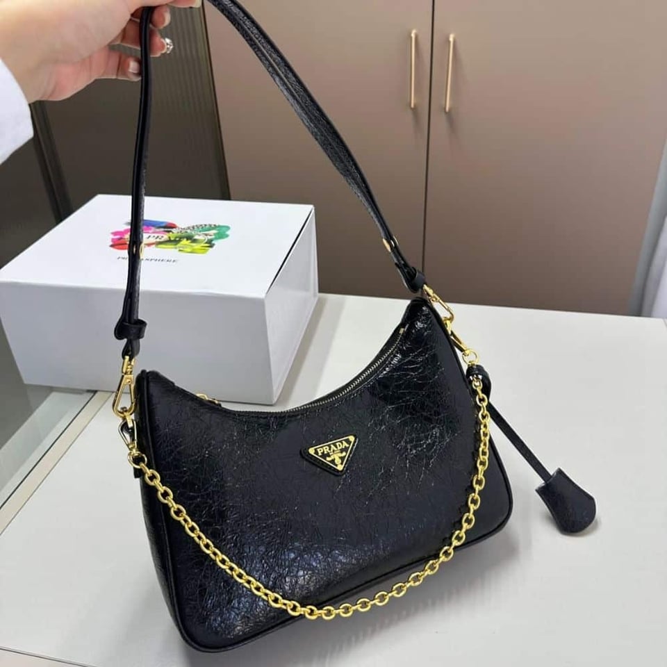 Prada Re Edition Mini Bag In Naplak Patent Leather Black 28Cm view 3