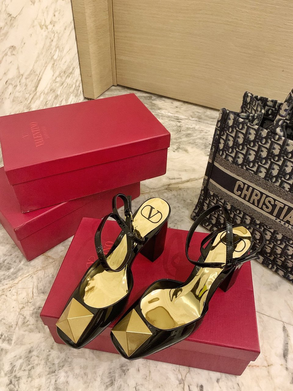 Valentino One Stud Pump In Patent Leather 90Mm Black Xw2S0Dt4Laf0No view 5