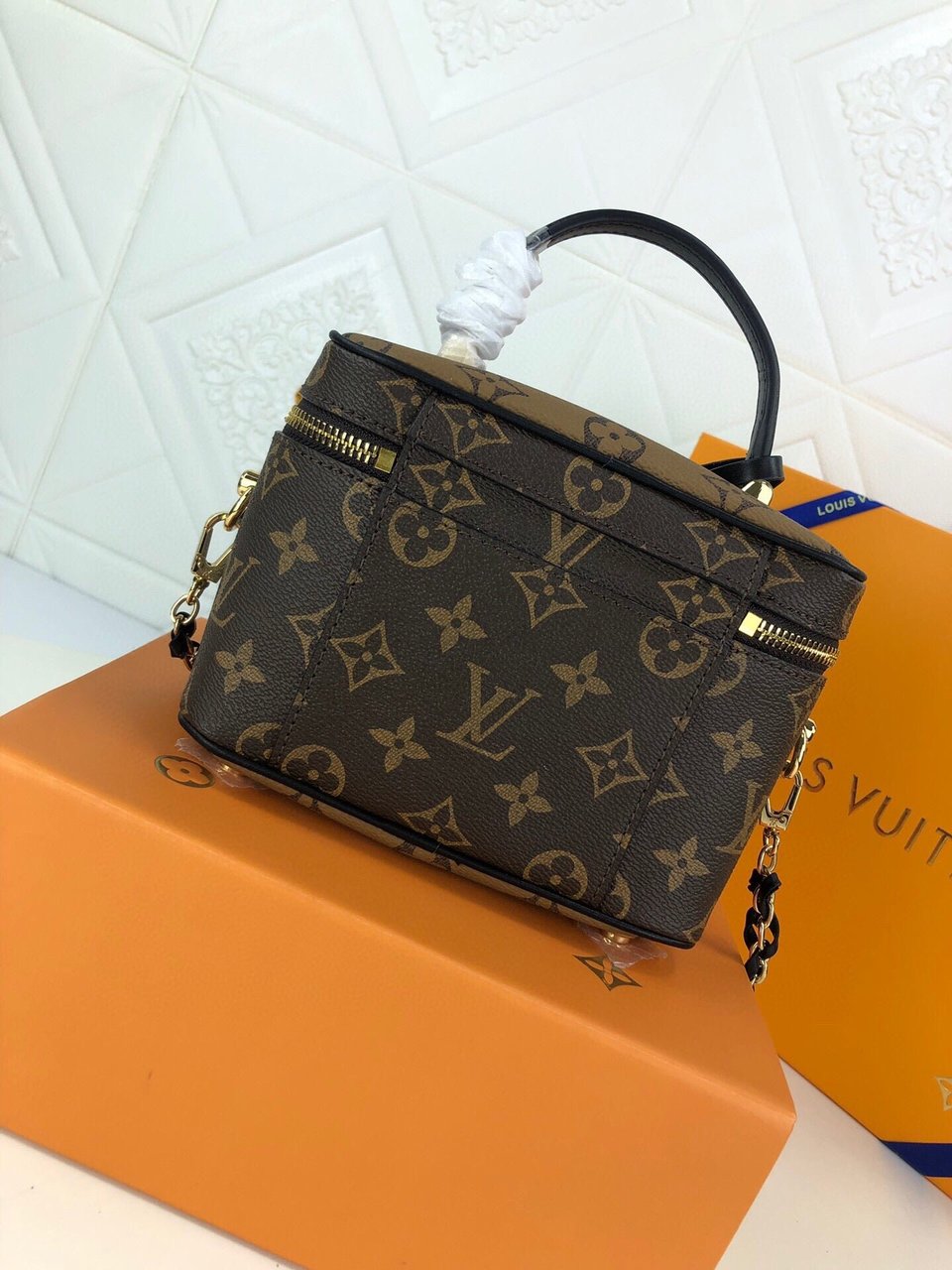 Louis Vuitton Monogram Vanity Pm M45165 view 8