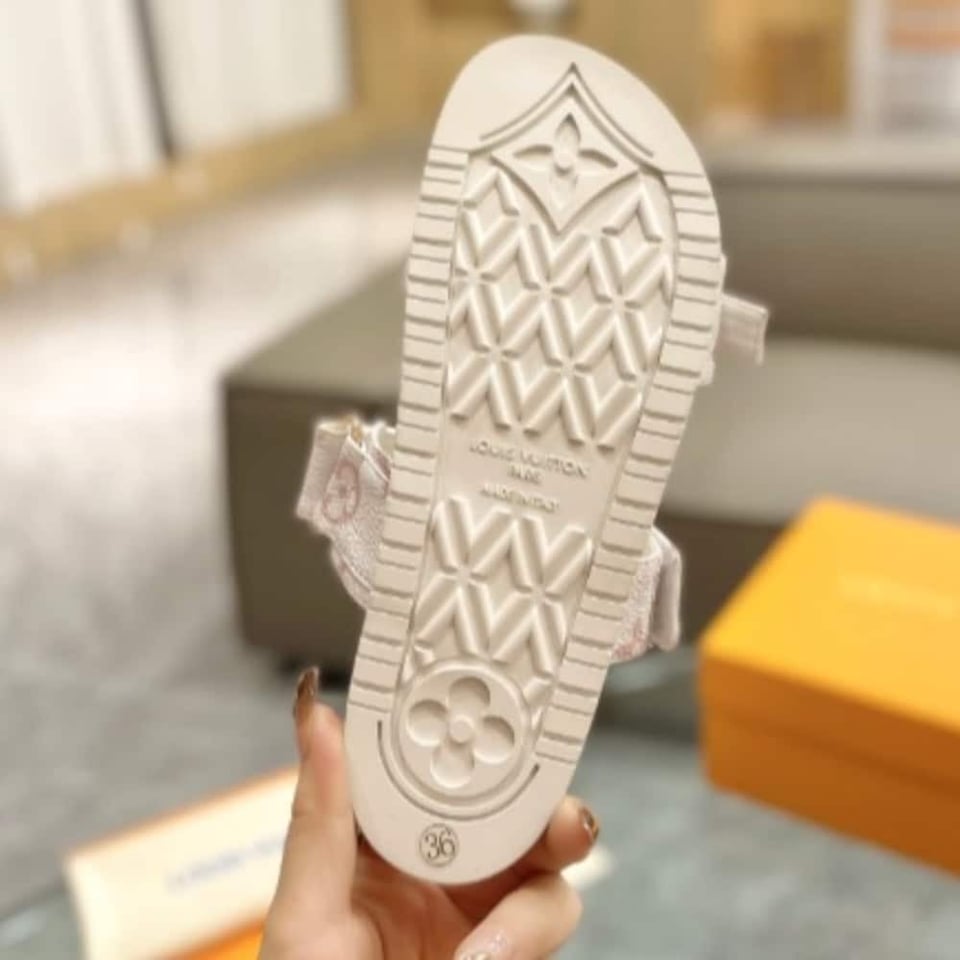 Louis Vuitton Bom Dia Flat Comfort Mule White view 5