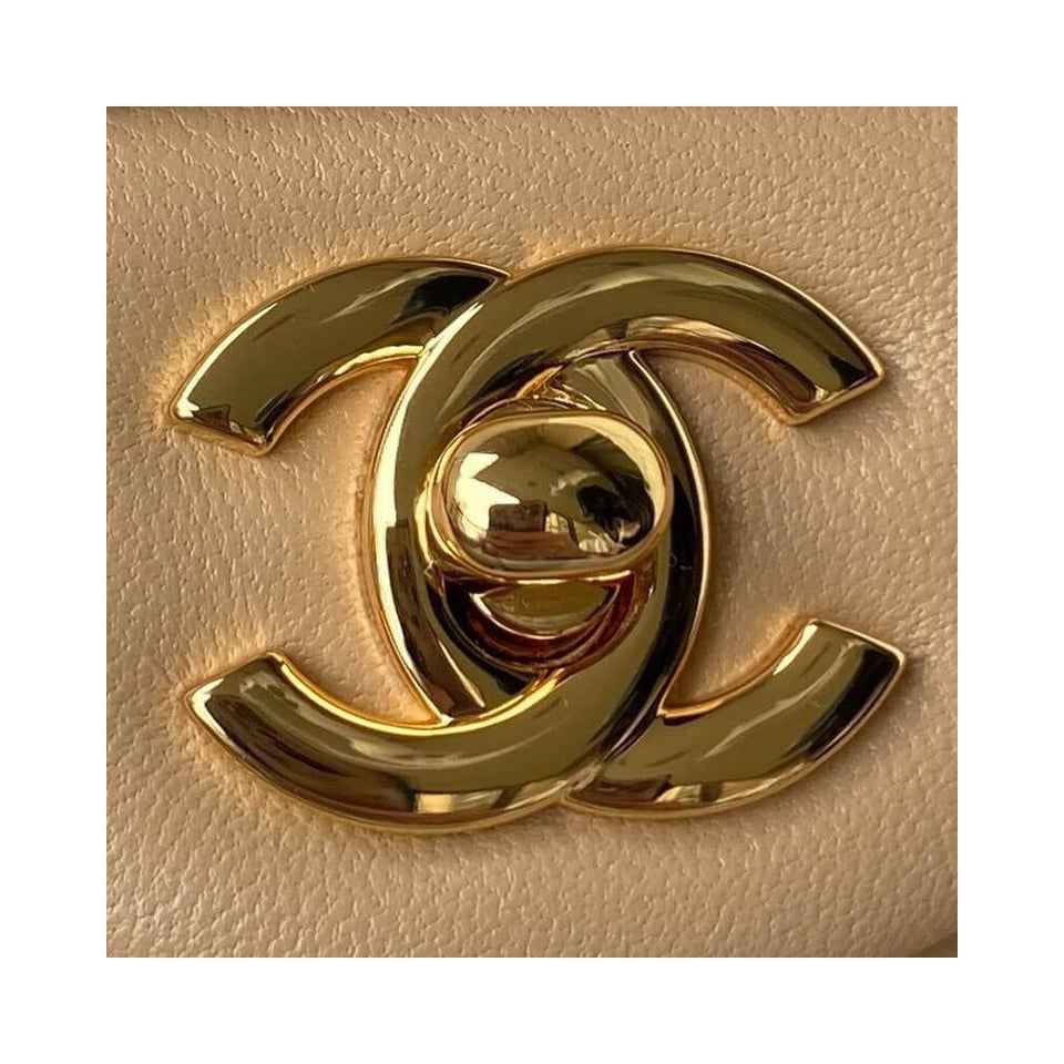 Chanel Classic Flap Bag 25 cm Beige Caviar Gold-Tone Hardware A01112 view 5